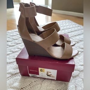 Merona summer strappy wedge sandals